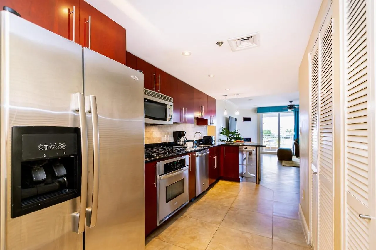 פאלם ביץ' Divi Village Condo 31 ארובה