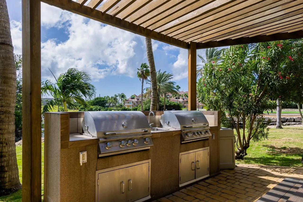 פאלם ביץ' Divi Village Condo 31 0*, פאלם ביץ' ארובה